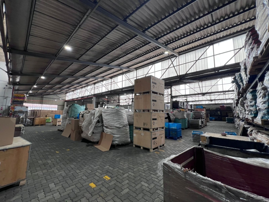 To Let commercial Property for Rent in Blackheath Industrial Western Cape